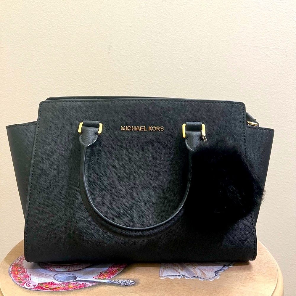Michael Kors Medium Selma Satchel